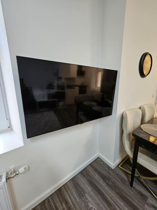 Affordable Suite In Vienna'S Hotpoint Esterno foto